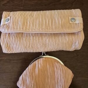 Vintage Peach Karl Lagerfield Jewelry Makeup Oganizer And Clamshell Bag